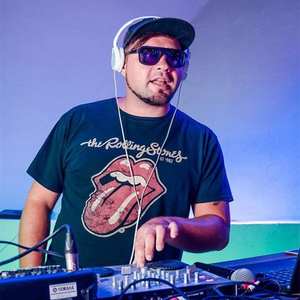 Пригласить на мероприятие артиста DJ Super Mario