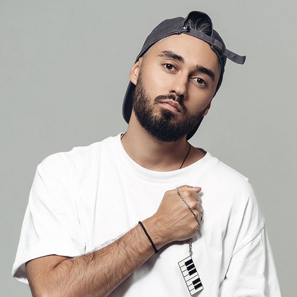 Пригласить на мероприятие артиста Мот