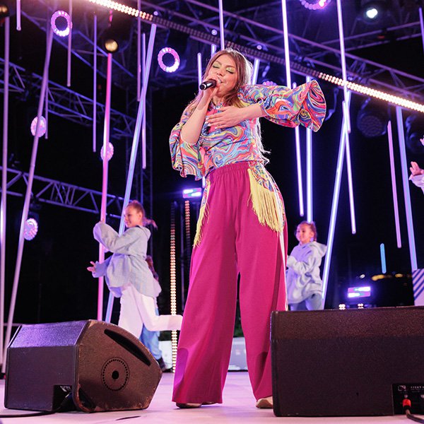 Пригласить на мероприятие артиста Оксана Почепа (Акула)