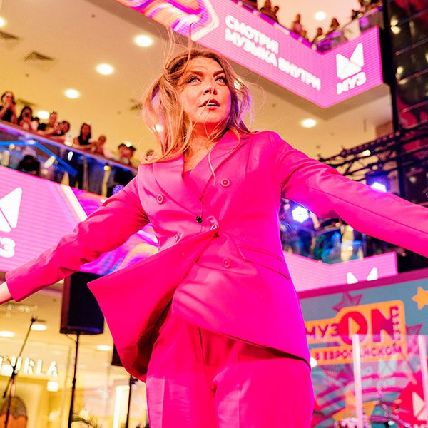 Звезды на вашем корпоративе - Оксана Почепа (Акула)