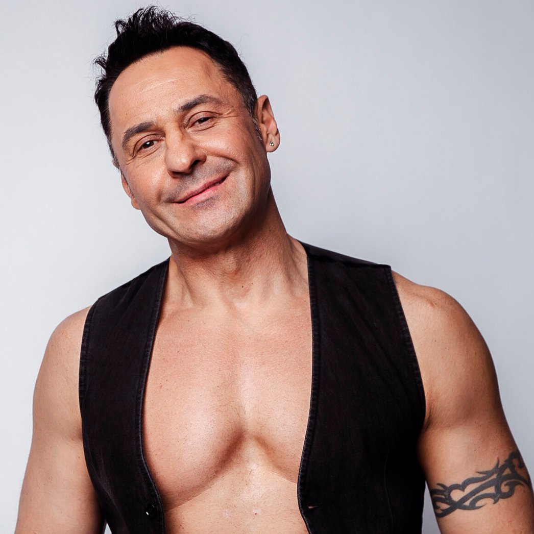 Пригласить на мероприятие артиста Стас Костюшкин (A-Dessa)