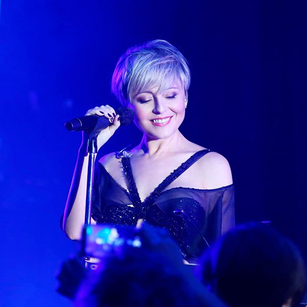 Анжелика Варум