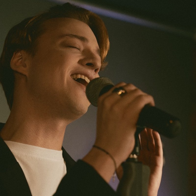 Пригласить на мероприятие артиста Владимир Поплинский